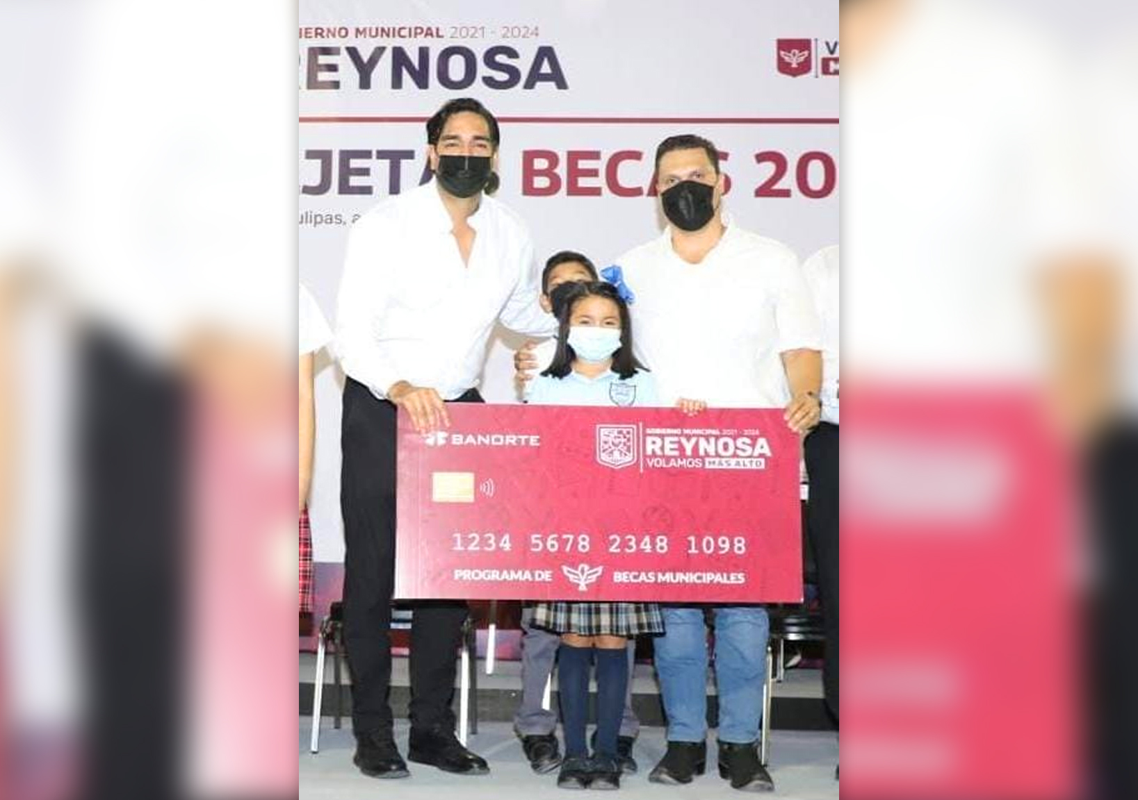 Urge Gobierno de Reynosa a recoger tarjetas de Becas Administración