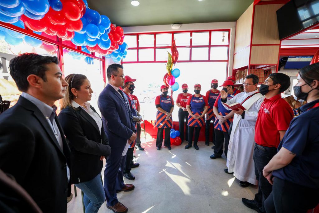 fue inaugurada en Reynosa la primera sucursal mexicana de la cadena Firehouse Subs