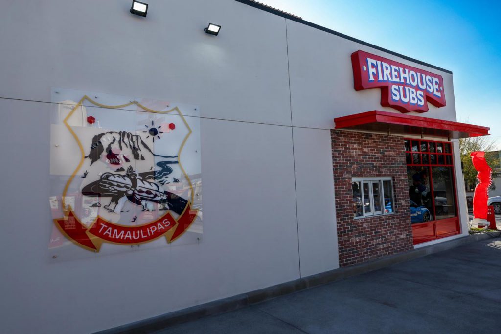 fue inaugurada en Reynosa la primera sucursal mexicana de la cadena Firehouse Subs