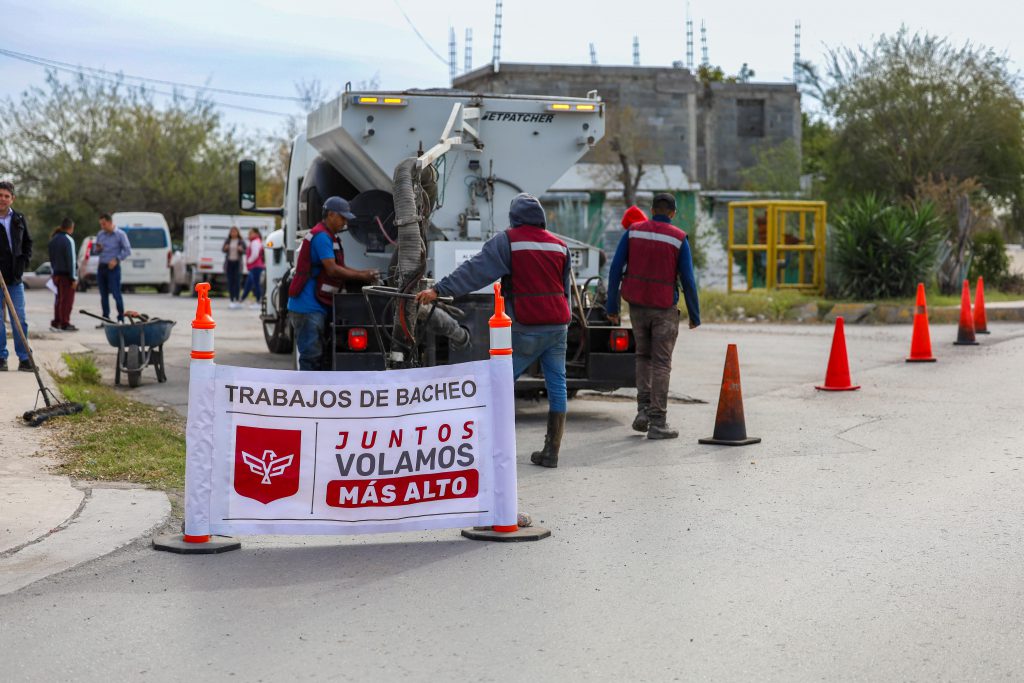 Inició Alcalde Carlos Peña Ortiz bacheo por mas de 9.9 MDP