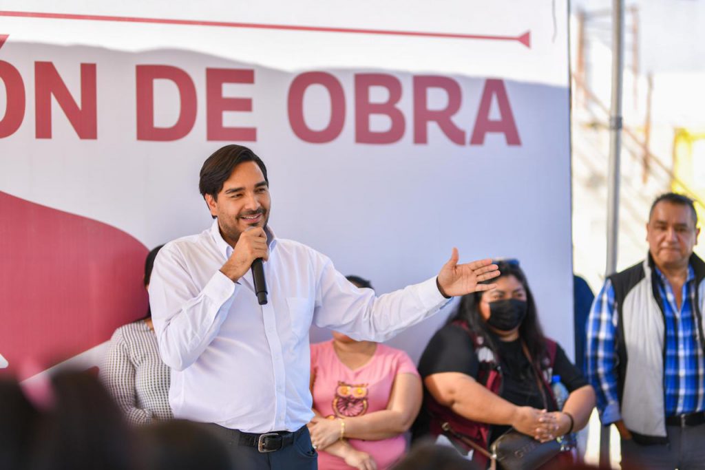Inauguran y celebran en Balcones pavimentación hidráulica por 7.9 MDP