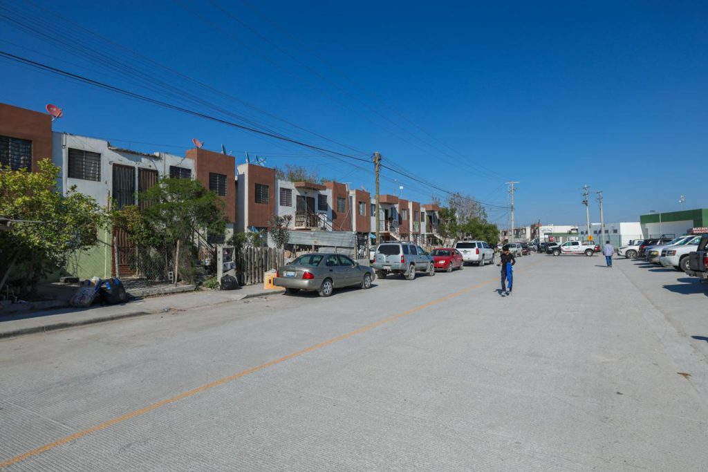 Inauguran y celebran en Balcones pavimentación hidráulica por 7.9 MDP