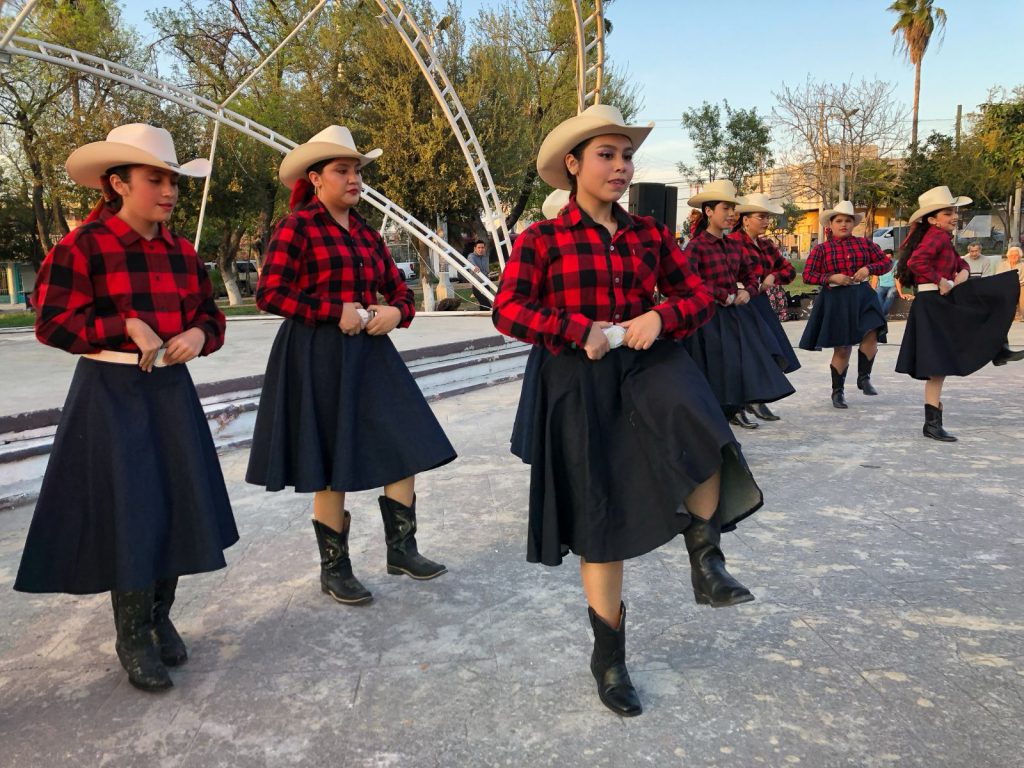 Presentación del Ballet Folclórico Infantil Mitoteliztli