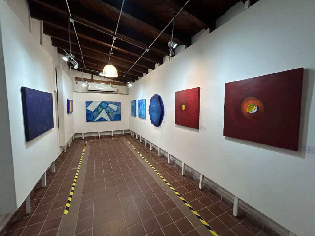 'Cosmología', una mirada al universo del pintor Manuel Lince