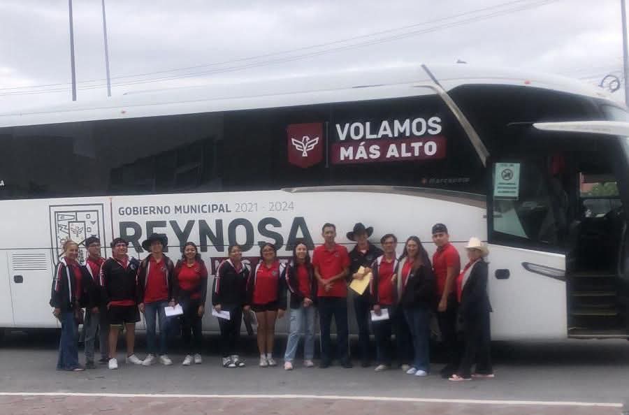 El Instituto Municipal del Deporte cuenta con un autobús disponible para apoyar el traslado de delegaciones que representen a Reynosa en distintas competencias, facilitando así su participación en torneos y actividades en otros municipios y estados.