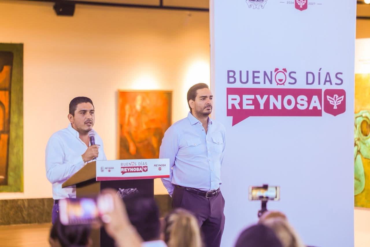 En relación a sus actividades, el Secretario de Servicios Públicos, José Antonio Chávez Herrera, dio a conocer que había un cúmulo de tierra en el dren El Anhelo que afectaba a muchas colonias y fue eliminado, “también se realiza limpieza en el dren Reynosa, desde Soriana rivereña hasta el puente peatonal en la colonia Hidalgo, así como en el dren El Álamo, incluyendo dos puentes peatonales y el alumbrado de la lateral”.
